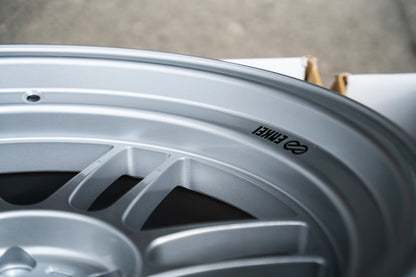Enkei RPF1RS / 18x9.5 +12, 18x10.5 +10 / 5x114.3 / F1 Silver