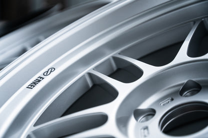 Enkei RPF1RS / 18x10.5 +10 / 5x114.3 / F1 Plata 