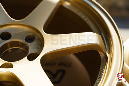 Volk TE37SL / 19x9.5 +22、19x10.5 +35 / 5x112 / ダイヤモンドシルバー