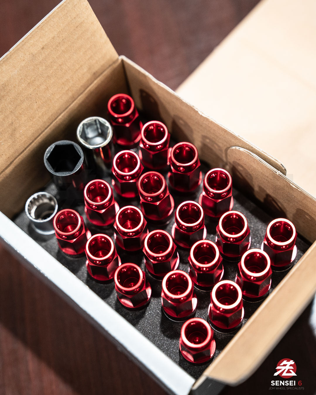 [IN STOCK] Project Kics Leggdura Racing Bolt M14 Ball Seat Bolt & Lock Set ZS44 (16 + 4 pcs) / M14x1.50 / Red (USED)