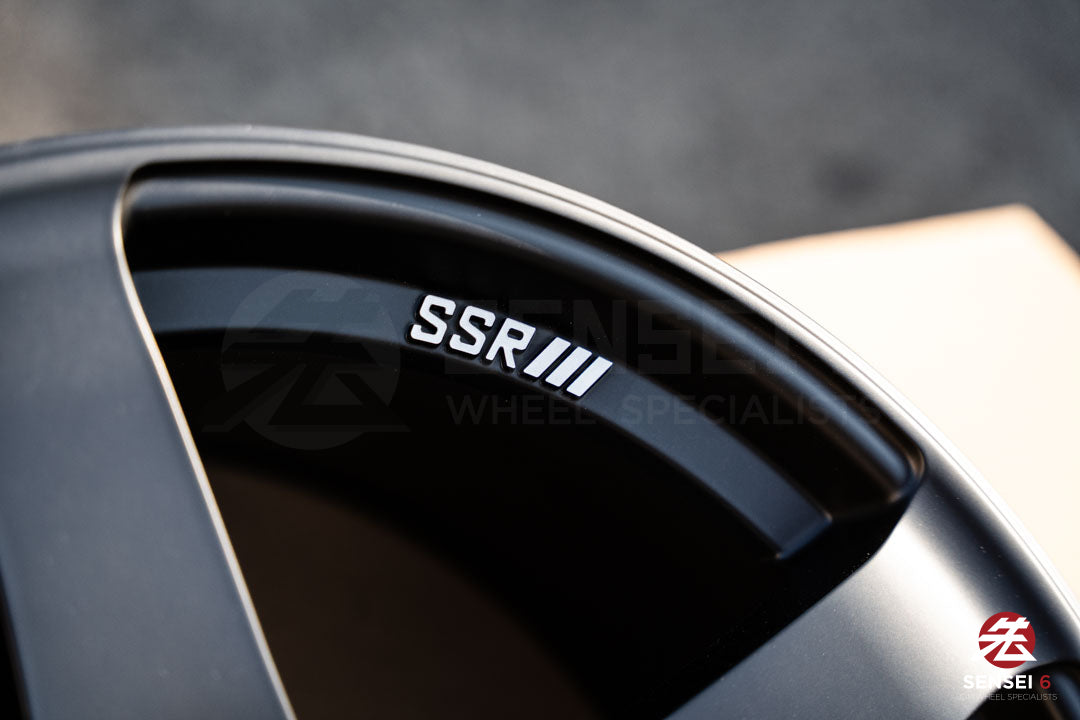 SSR GTV01 / 18x9.5 +22 / 5x114.3 / Negro mate