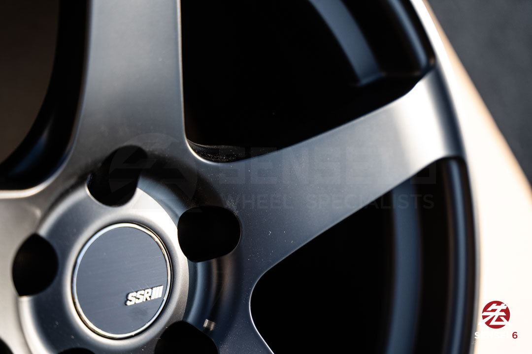 SSR GTV01 / 18x9.5 +22 / 5x114.3 / Negro mate