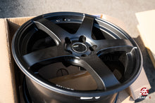 Load image into Gallery viewer, SSR GTV01 / 18x9.5 +22 / 5x114.3 / Flat Black
