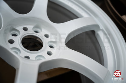 グラムライツ 57DR / 18x9.5 +22 / 5x114.3 / セラミックパールホワイト