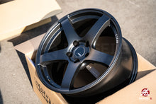 Load image into Gallery viewer, SSR GTV01 / 18x9.5 +22 / 5x114.3 / Flat Black
