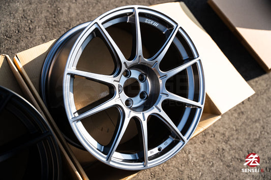 SSR GTX01 / 18x9.5 +40 / 5x100 / ダークシルバー