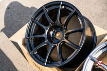Cargar imagen en el visor de la galería, SSR GTX01 / 18x10.5 +22 / 5x114.3 / Negro mate
