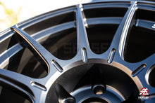 Cargar imagen en el visor de la galería, SSR GTX01 / 18x10.5 +22 / 5x114.3 / Negro mate
