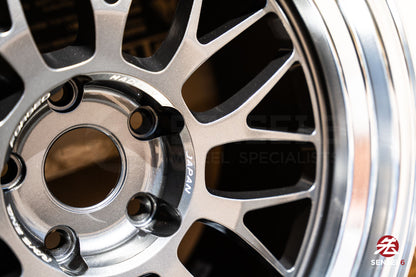 Volk 21A / 18x10.5 +22 / 5x120 / Dark Gunmetal Rim DC (VC)