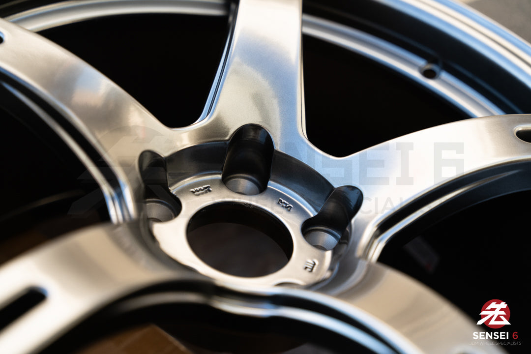 CST Zero-1 Hyper V2 / 18x9.5 +30 / 5x114.3 / Plata metalizada