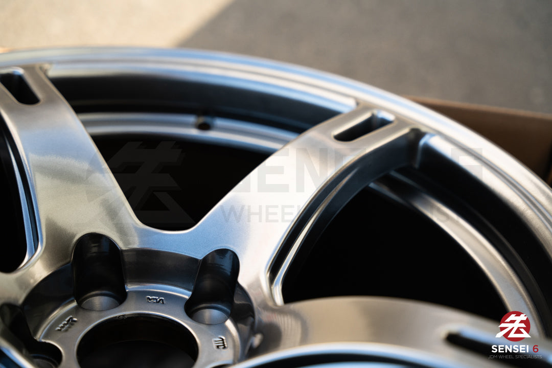 CST Zero-1 Hyper V2 / 18x9.5 +30 / 5x114.3 / Plata metalizada