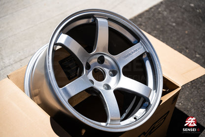 Volk TE37 Saga S-Plus / 18x10.5 +20 / 5x120 / Diamond Silver (DS)