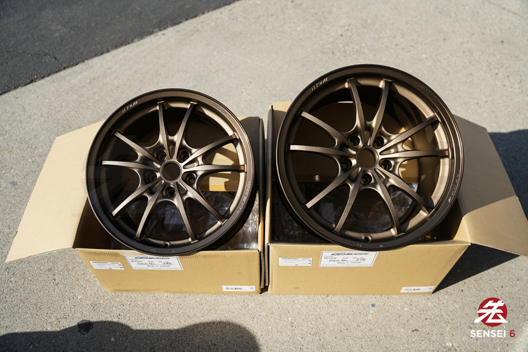 Mugen MF10 / 17x8.5 +40, 18x10.5 +45 / 5x114.3 / Bronze (NSX Specific)