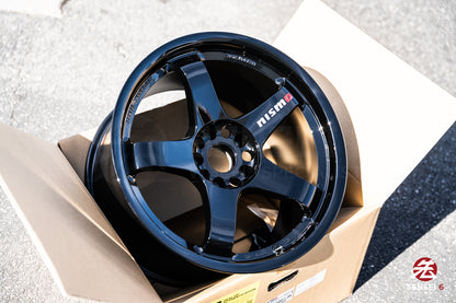 Nismo LMGT4 / 18x10.5 +15 / 5x114.3 / Black