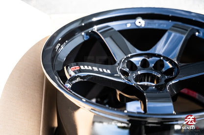 Nismo LMGT4 / 18x10.5 +15 / 5x114.3 / Black