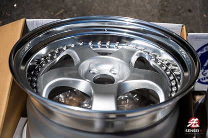 Work Meister S1 3P / 19x10 +25, 19x11 +35 / 5x112 / Silver (SIL)