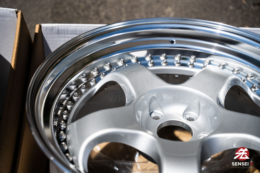 Work Meister S1 3P / 19x10 +25, 19x11 +35 / 5x112 / Silver (SIL)
