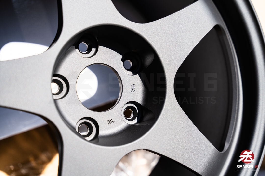 Spoon SW388 / 17x9.5 +60 / 5x114.3 / Accessories Black