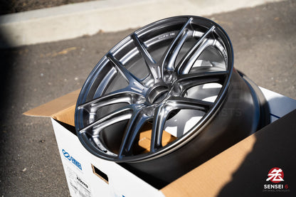 Enkei NVR5 / 18x9.5 +45 / 5x114.3 / Sonic Silver (SS)