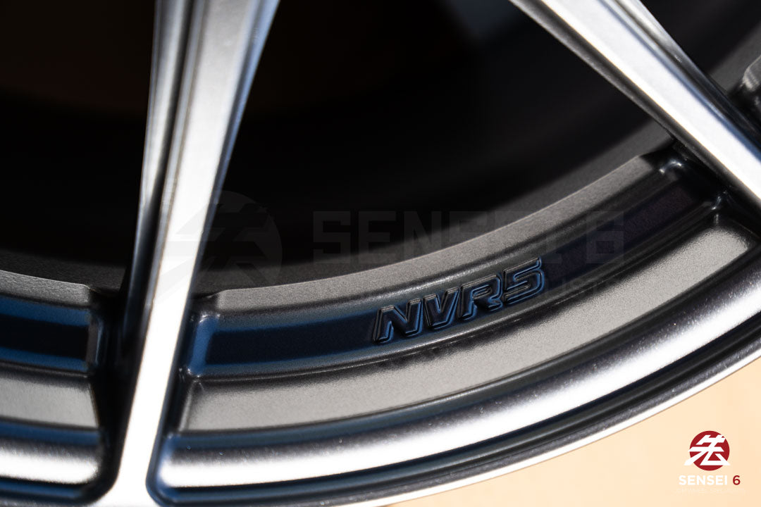 Enkei NVR5 / 18x9.5 +45 / 5x114.3 / Sonic Silver (SS)