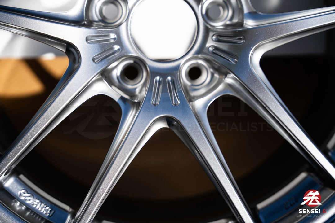 Enkei NVR5 / 18x9.5 +45 / 5x114.3 / Sonic Silver (SS)