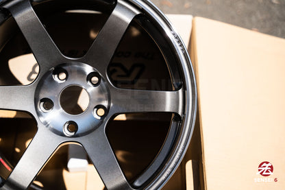 Volk TE37 Saga SL / 18x10.5 +20 / 5x120 / Pressed Graphite (PG)