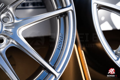 Enkei NVR5 / 18x10 +21 / 5x114.3 / Sonic Silver (SS)