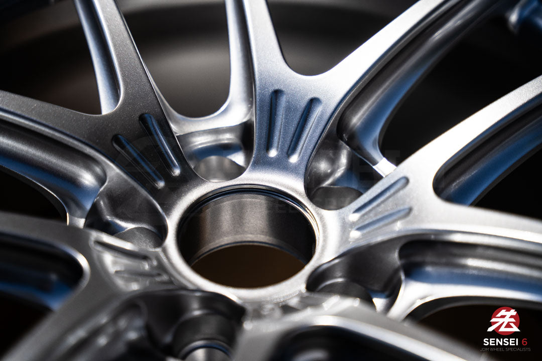 Enkei NVR5 / 18x10 +21 / 5x114.3 / Sonic Silver (SS)