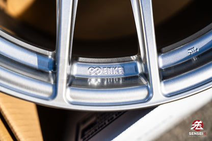 Enkei NVR5 / 18x10 +12 / 5x114.3 / Sonic Silver (SS)