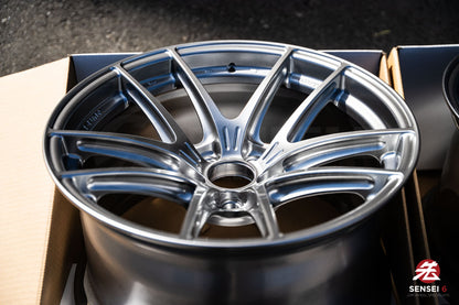 Enkei NVR5 / 18x10 +12 / 5x114.3 / Sonic Silver (SS)