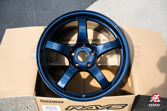 グラムライツ 57CR / 18x9.5 +38 / 5x114.3 / エターナルブルーパール