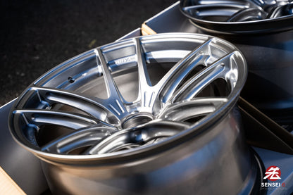 Enkei NVR5 / 18x10 +12 / 5x114.3 / Sonic Silver (SS)