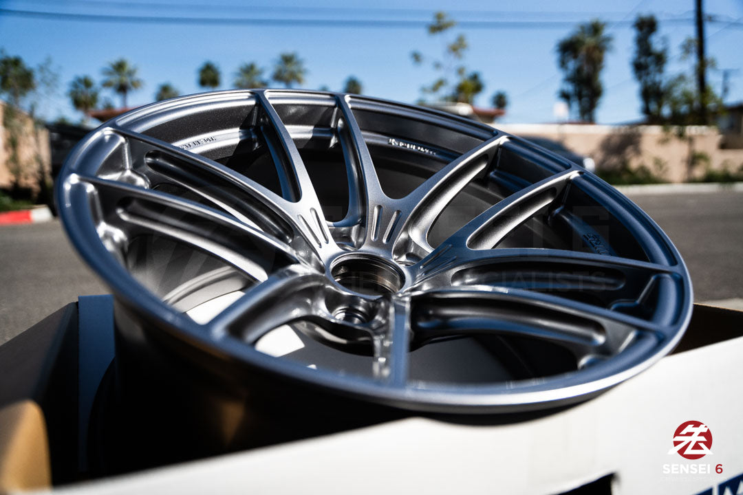 Enkei NVR5 / 18x9.5 +6 / 5x114.3 / Sonic Silver (SS)