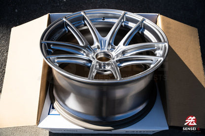 Enkei NVR5 / 18x9.5 +6 / 5x114.3 / Sonic Silver (SS)