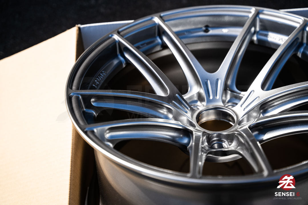 Enkei NVR5 / 18x9.5 +6 / 5x114.3 / Sonic Silver (SS)