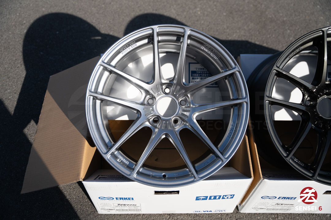 Enkei NVR5 / 18x10.5 +15 / 5x114.3 / Sonic Silver (SS)