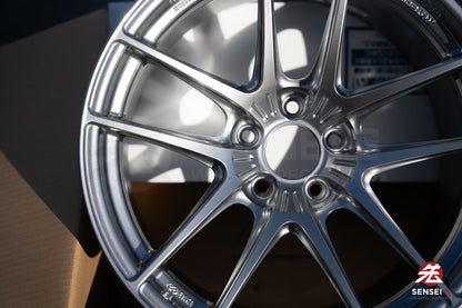Enkei NVR5 / 18x10.5 +15 / 5x114.3 / Sonic Silver (SS)