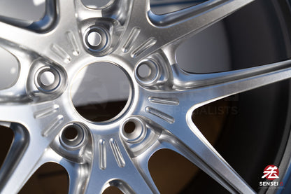 Enkei NVR5 / 18x10.5 +15 / 5x114.3 / Sonic Silver (SS)