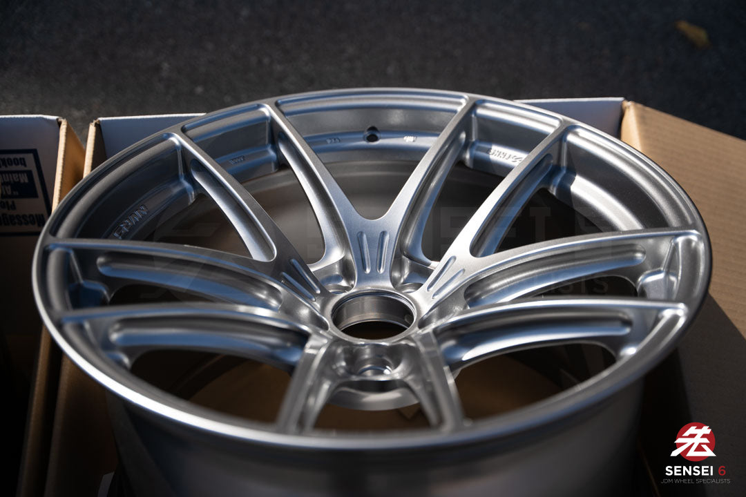 Enkei NVR5 / 18x10.5 +15 / 5x114.3 / Sonic Silver (SS)