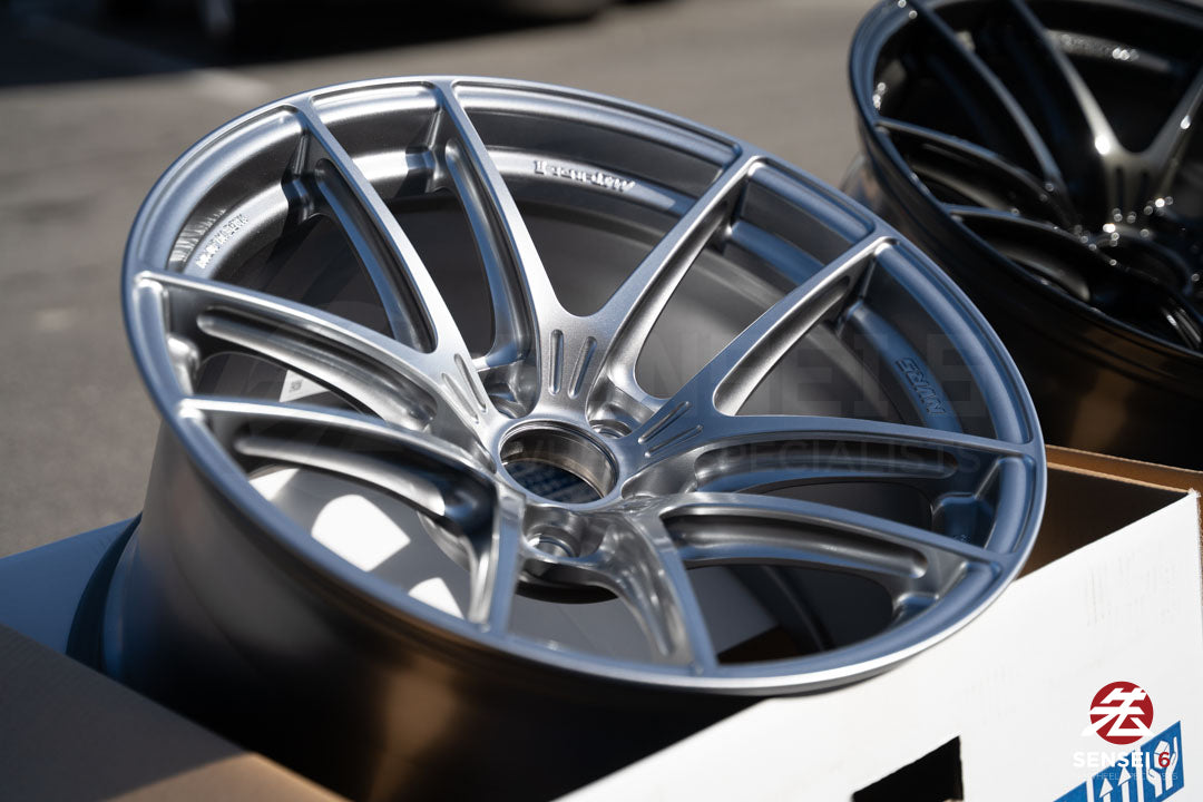Enkei NVR5 / 18x10.5 +15 / 5x114.3 / Sonic Silver (SS)