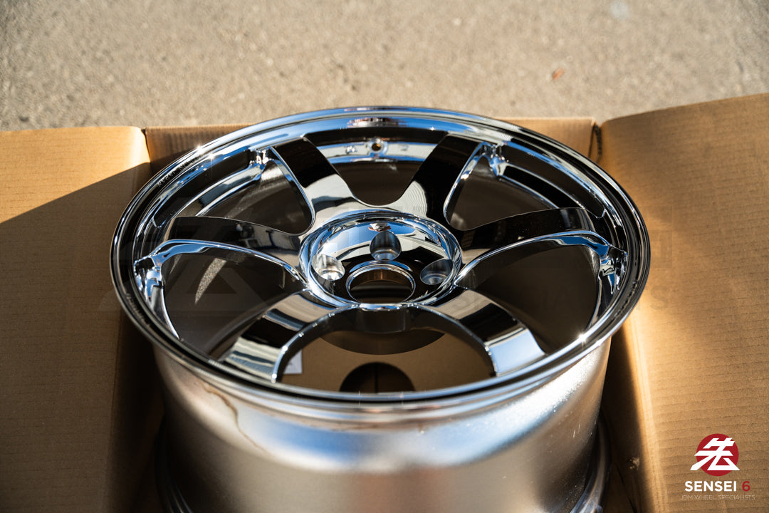 Volk TE37 サガ SL / 18x10 +40 / 5x114.3 / クローム