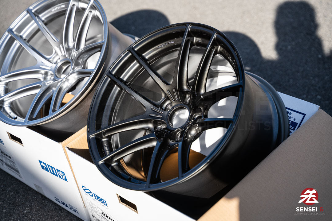 Enkei NVR5 / 18x10.5 +15 / 5x114.3 / Graphite Metallic (GM)