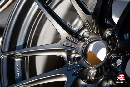 Enkei NVR5 / 18x10.5 +15 / 5x114.3 / Graphite Metallic (GM)
