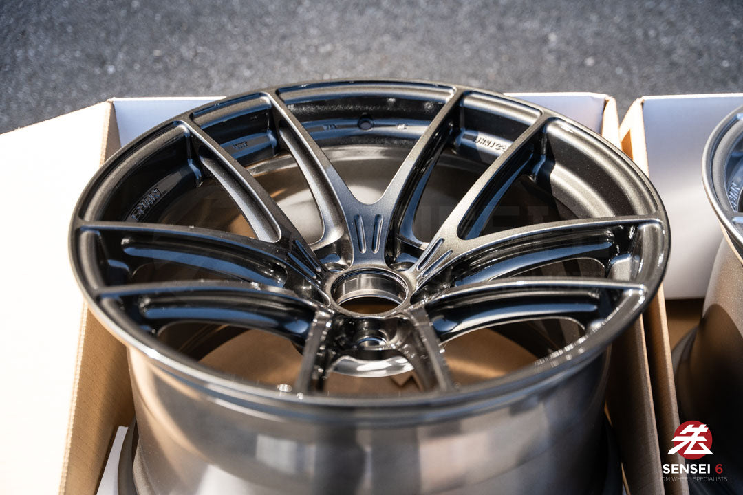 Enkei NVR5 / 18x10.5 +15 / 5x114.3 / Graphite Metallic (GM)