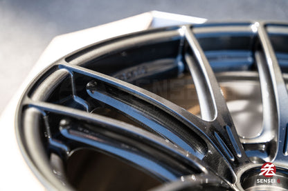 Enkei NVR5 / 18x10.5 +15 / 5x114.3 / Graphite Metallic (GM)