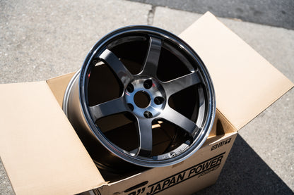 Volk TE37 サガ SL / 18x9.5 +20、18x10.5 +30 / 5x112 / プレスドグラファイト