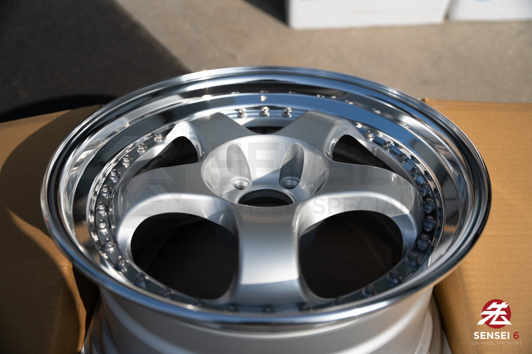 Work Meister S1 3P / 18x9,5 +37 / 5x114,3 / Plata