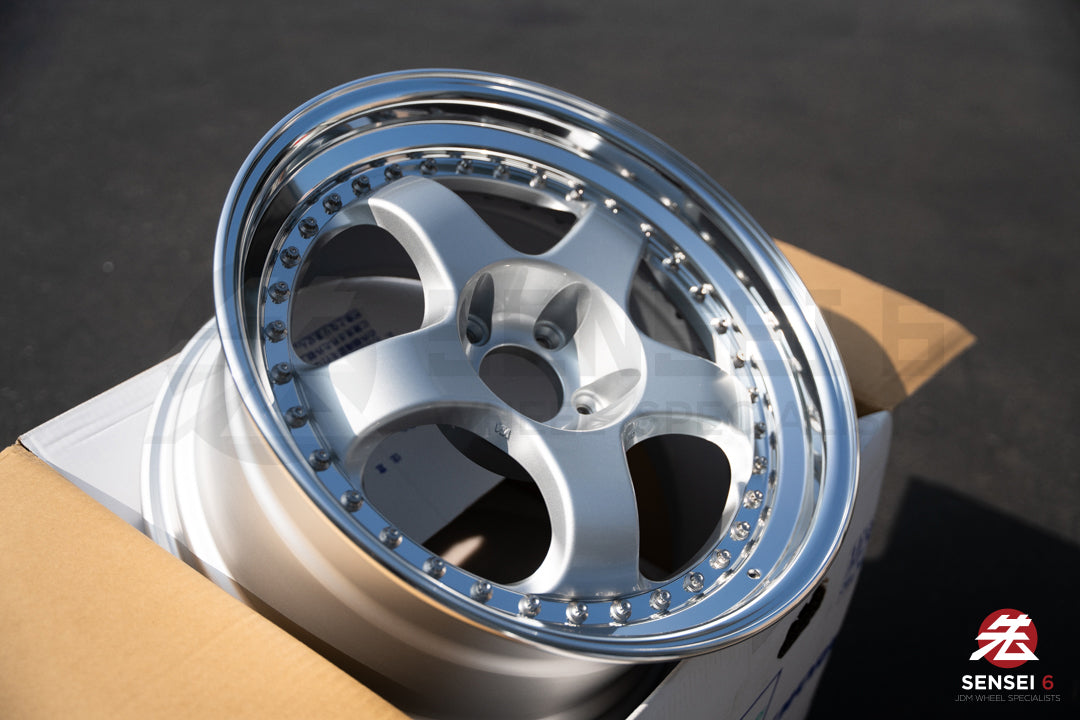 Work Meister S1 3P / 18x9,5 +37 / 5x114,3 / Plata