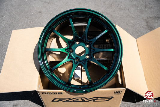 Volk CE28N-Plus / 18x9.5 +38 / 5x114.3 / Racing Green (IG)