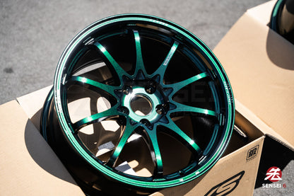Volk CE28N-Plus / 18x9.5 +38 / 5x114.3 / Racing Green (IG)